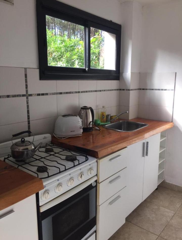 Aylen Departamentos En Pinamar Διαμέρισμα Δωμάτιο φωτογραφία